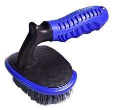 ESCOVA PARA LIMPEZA DE PNEUS - VONIXX