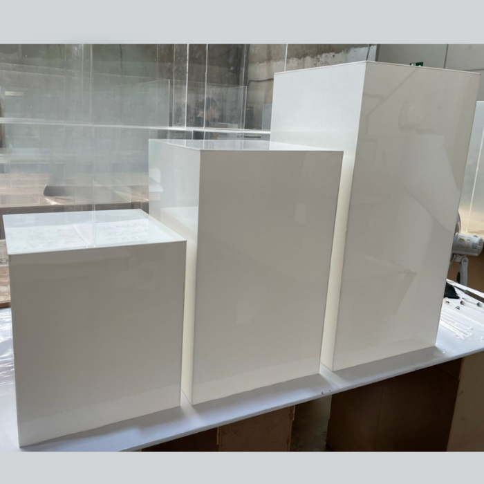 TRIO DE CUBOS TODO BRANCO - INDIVIDUAL DE 3mm A PARTIR DE R$345,00 E TRIO A PARTIR DE R$1100,00. ENTRE PARA CONFERIR OS PREÇOS DOS CUBOS DE 4mm.