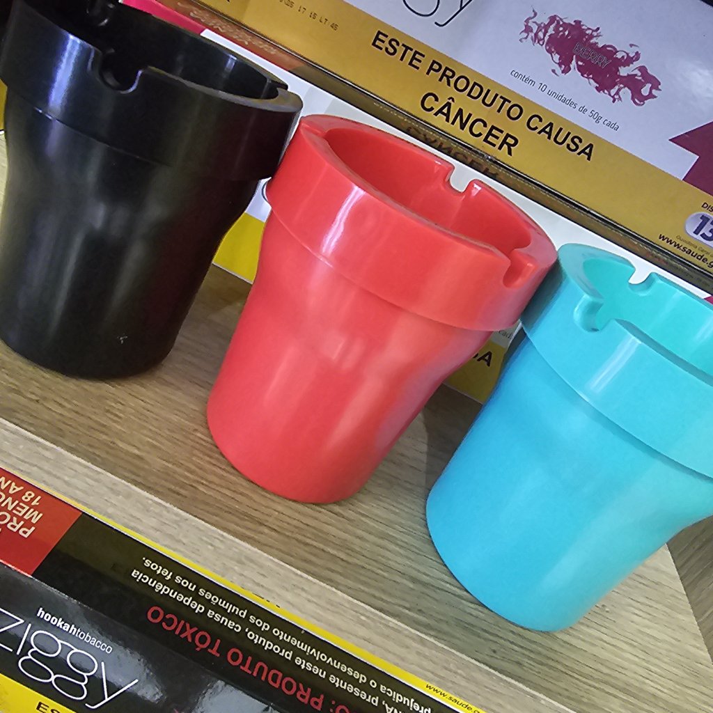 Cinzeiro Copo de Plástico 