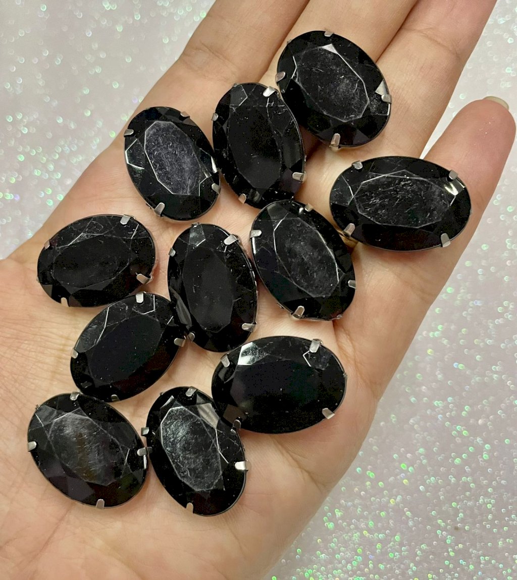 Chaton Engrampado OVAL Limport PRETO 18x25mm 20und