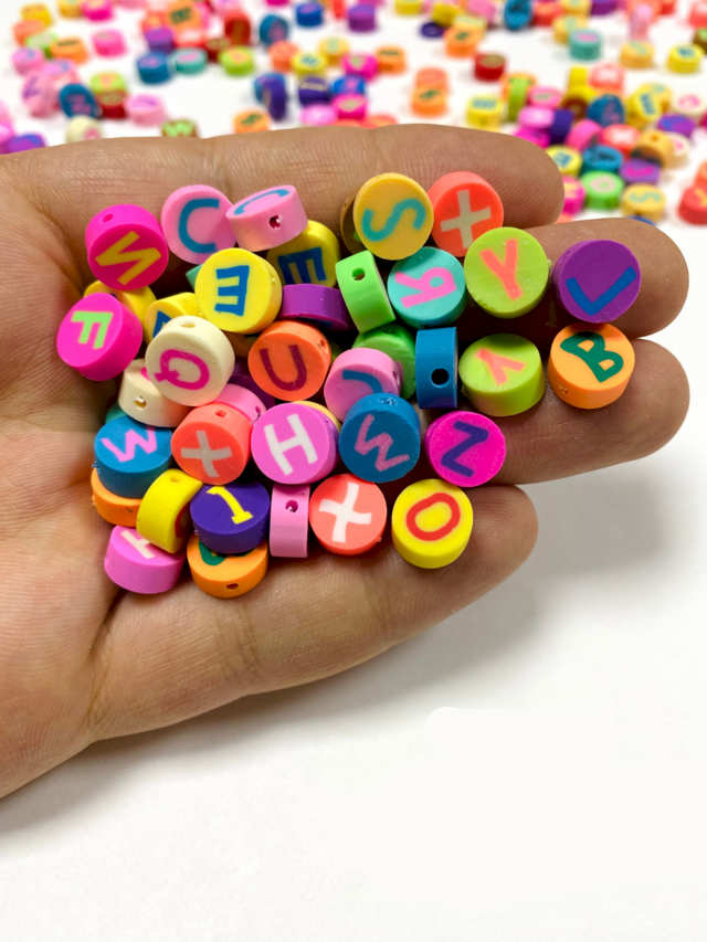 Miçanga Letras Redondas emborrachada COLOR 10mm 25und