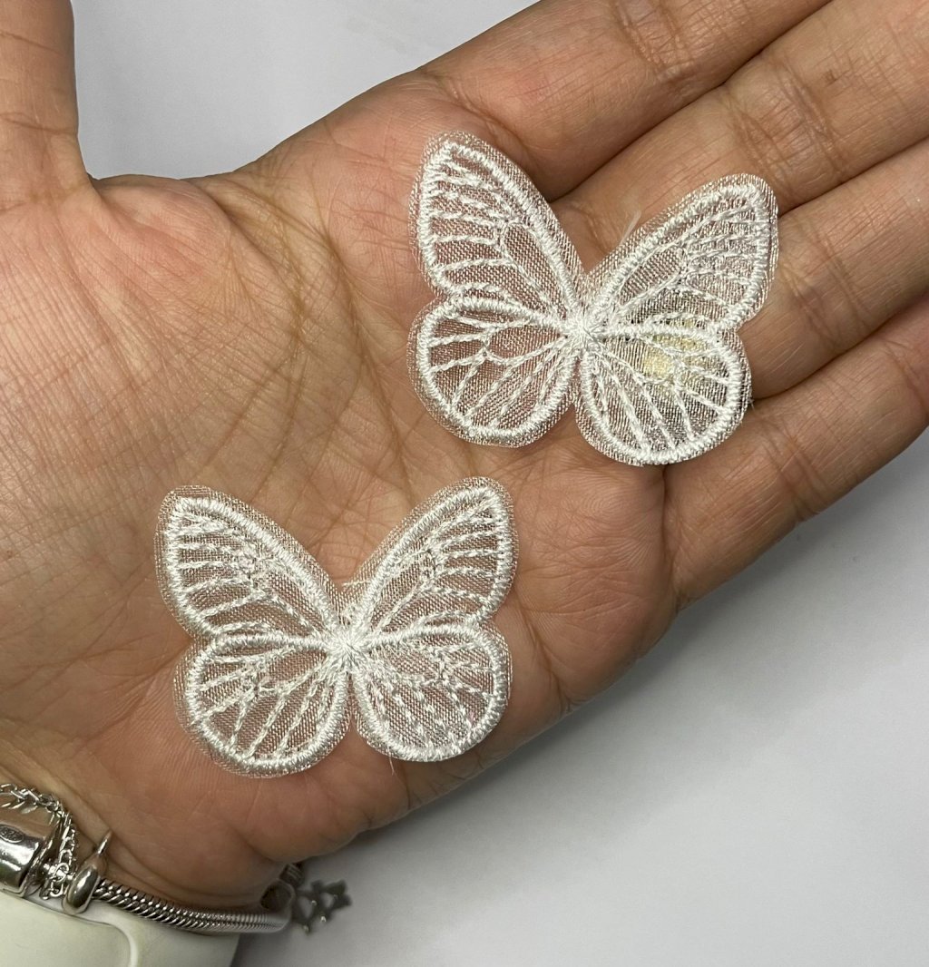 Aplique Borboleta Voil Bordada PtImport Ref:23843 BRANCO 02und