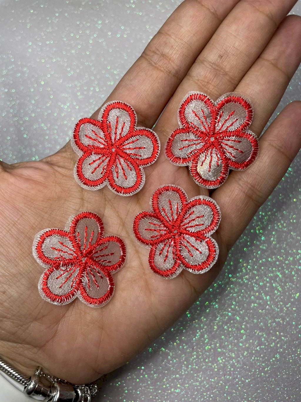 Aplique Flor Voil Bordada PatImport Ref:23844 VERMELHO 30mm 04und