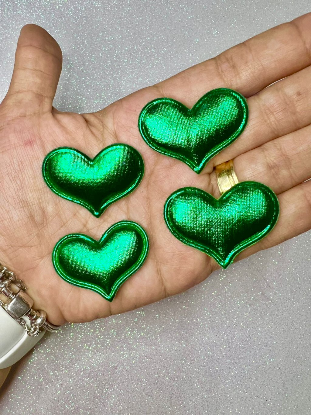 Aplique Metalizado CORAÇÃO PatImport Ref:41243 VERDE 40mm 04und