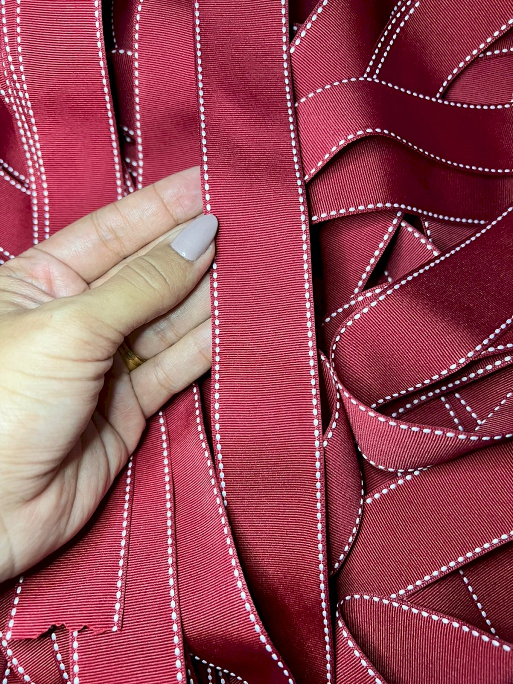 Fita Gorgurão Yama Pespontada n°9 Cor260-SCARLET 38mm 05mt