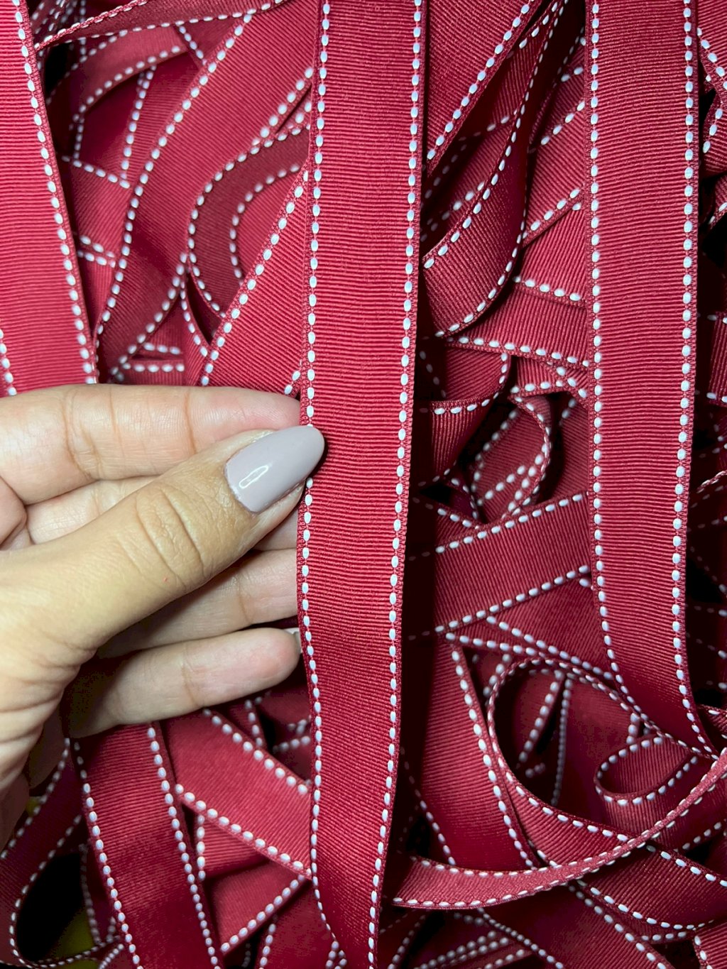 Fita Gorgurão Yama Pespontada n°5 Cor260-SCARLET 22mm 05mt