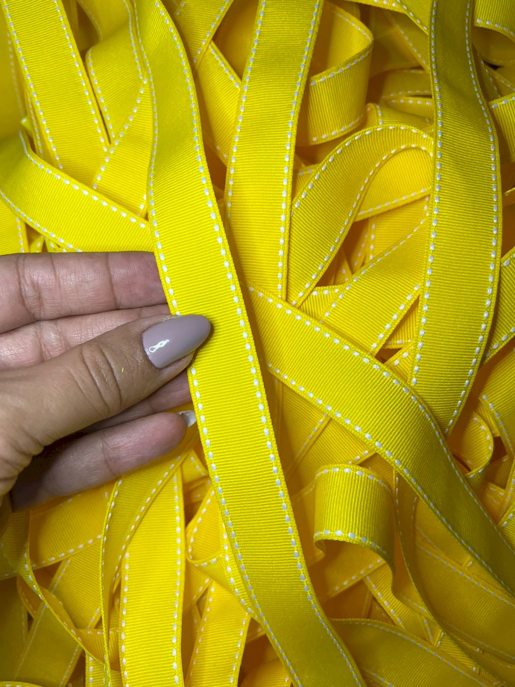 Fita Gorgurão Yama Pespontada n°5 Cor645-DAFFODIL 22mm 05mt