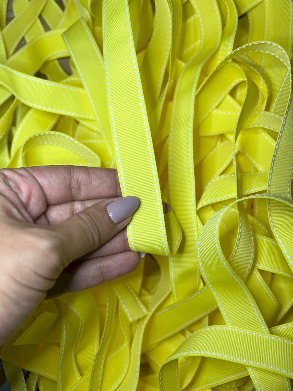 Fita Gorgurão Yama Pespontada n°5 Cor640-LEMON 22mm 05mt