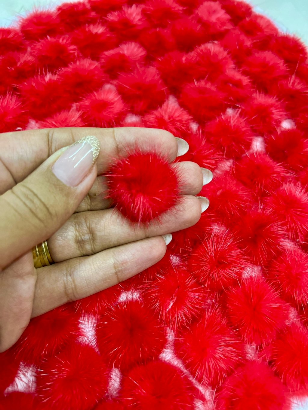 Meio Pompom Pelúcia Patimport Ref:023672 VERMELHO 25mm 04und