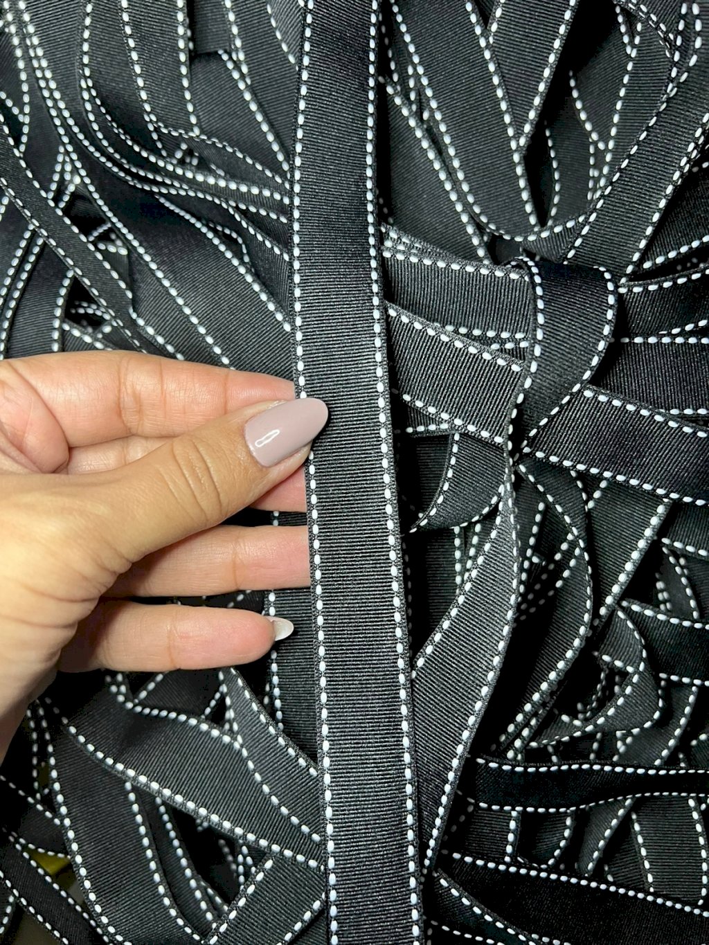 Fita Gorgurão Yama Pespontada n°5 Cor030-PRETO 22mm 05mt