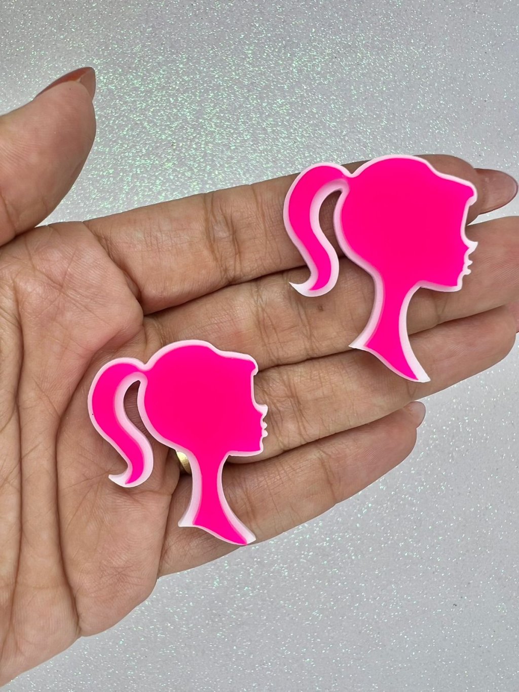 Aplique Acrílico Barbie (Cabeça) PatImport Ref:439321 PINK 30x40mm 01und