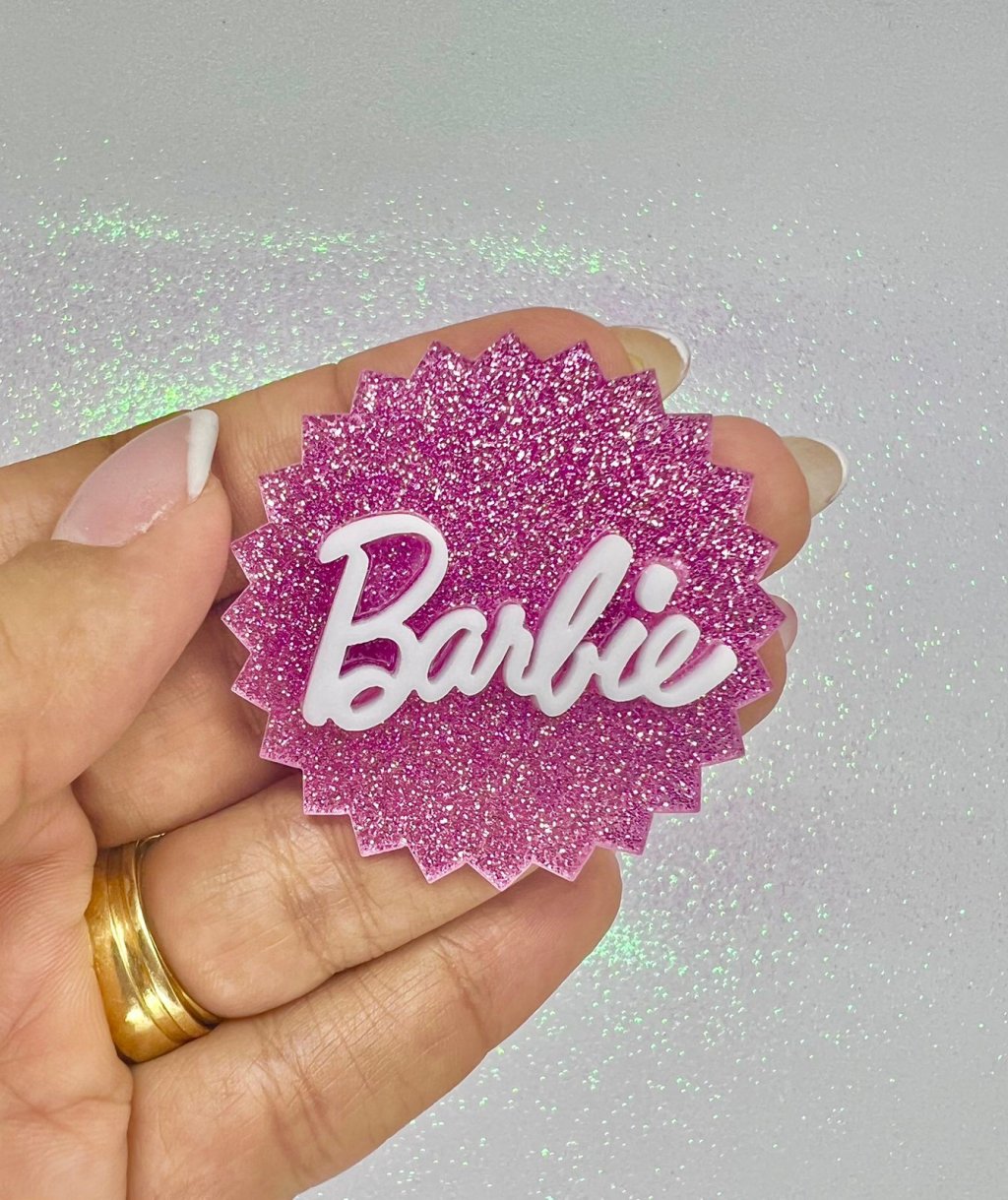 Aplique Acrílico Barbie (Circulo pontas Glitter) LImport Ref:29779 ROSA CLARO 50mm 01und