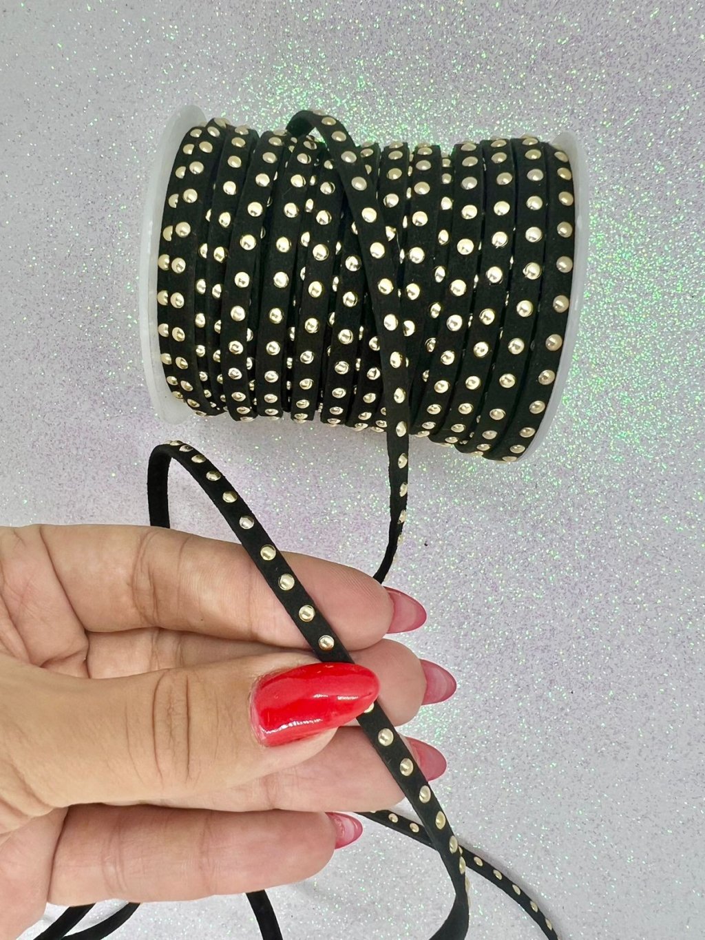 Fio Courino c/Tachinha PatImport Ref:165073 PRETO C/OURO 5mm 