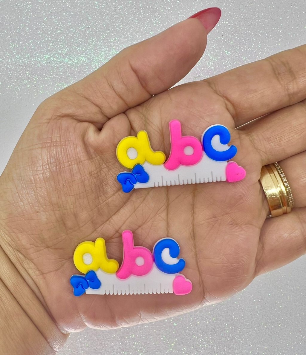 Aplique Emborrachado ESCOLAR Abc Régua Lomil Ref:50677 45mm 02und