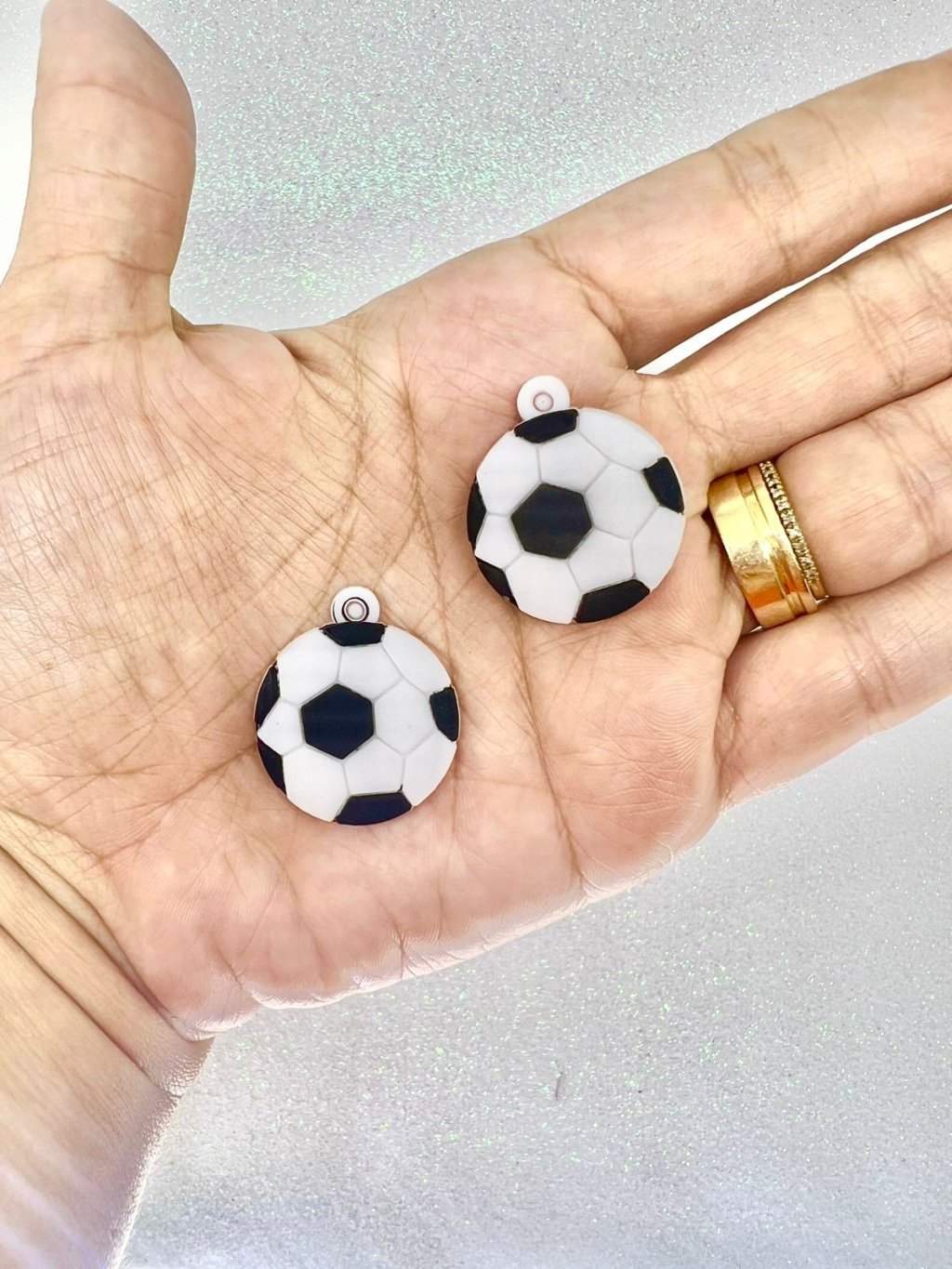 Aplique/Pingente Emborrachado Bola Futebol (branco/preto) PatImport Ref:40360 25mm 02und