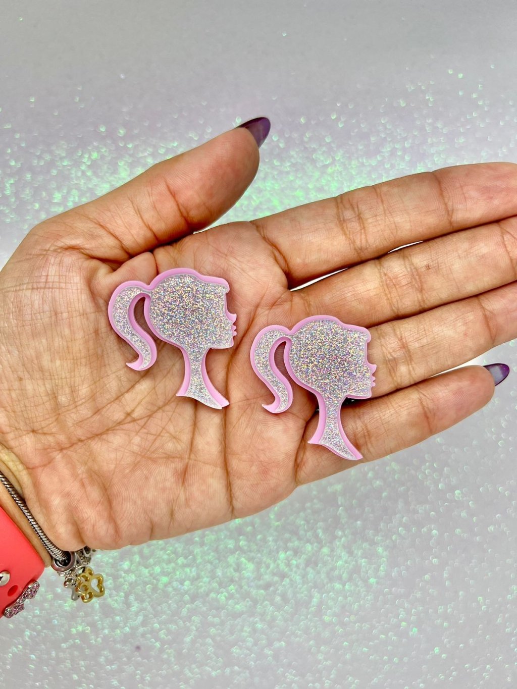 Aplique Acrílico Barbie (CAbeça Rosa Claro) PatImport Ref:301917 40mm 01und