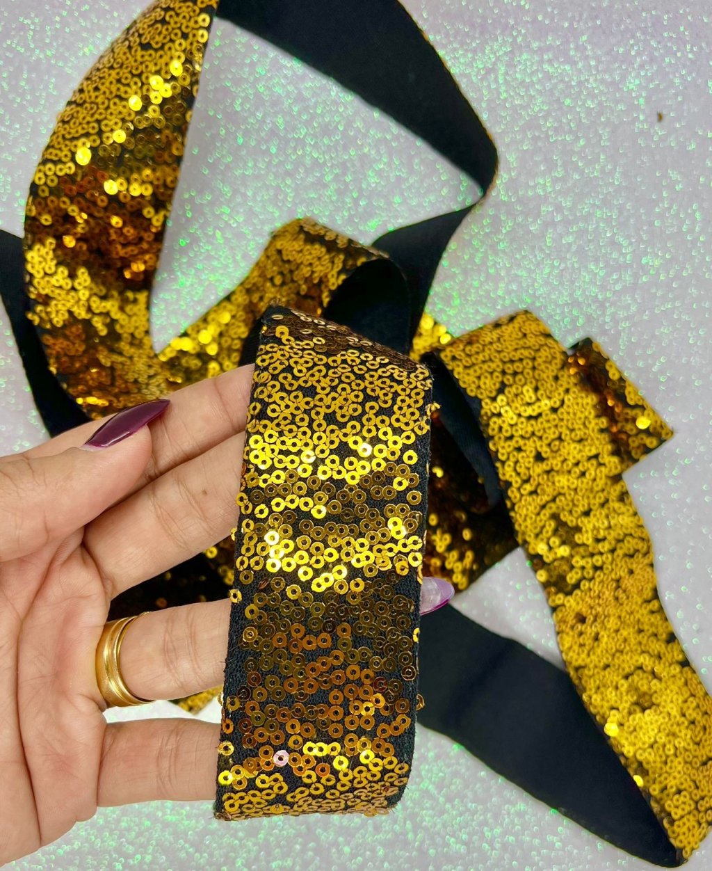 Fita Paetê Mini PatImport Ref:22492 OURO/PRETO 38mm 02mt