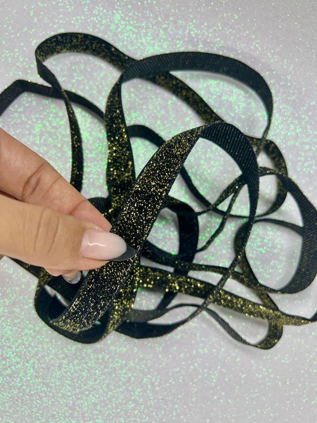 Fita Veludo c/ Lurex n°3 Najar Ref:952 Cor205-PRETO/OURO 15mm 03mt