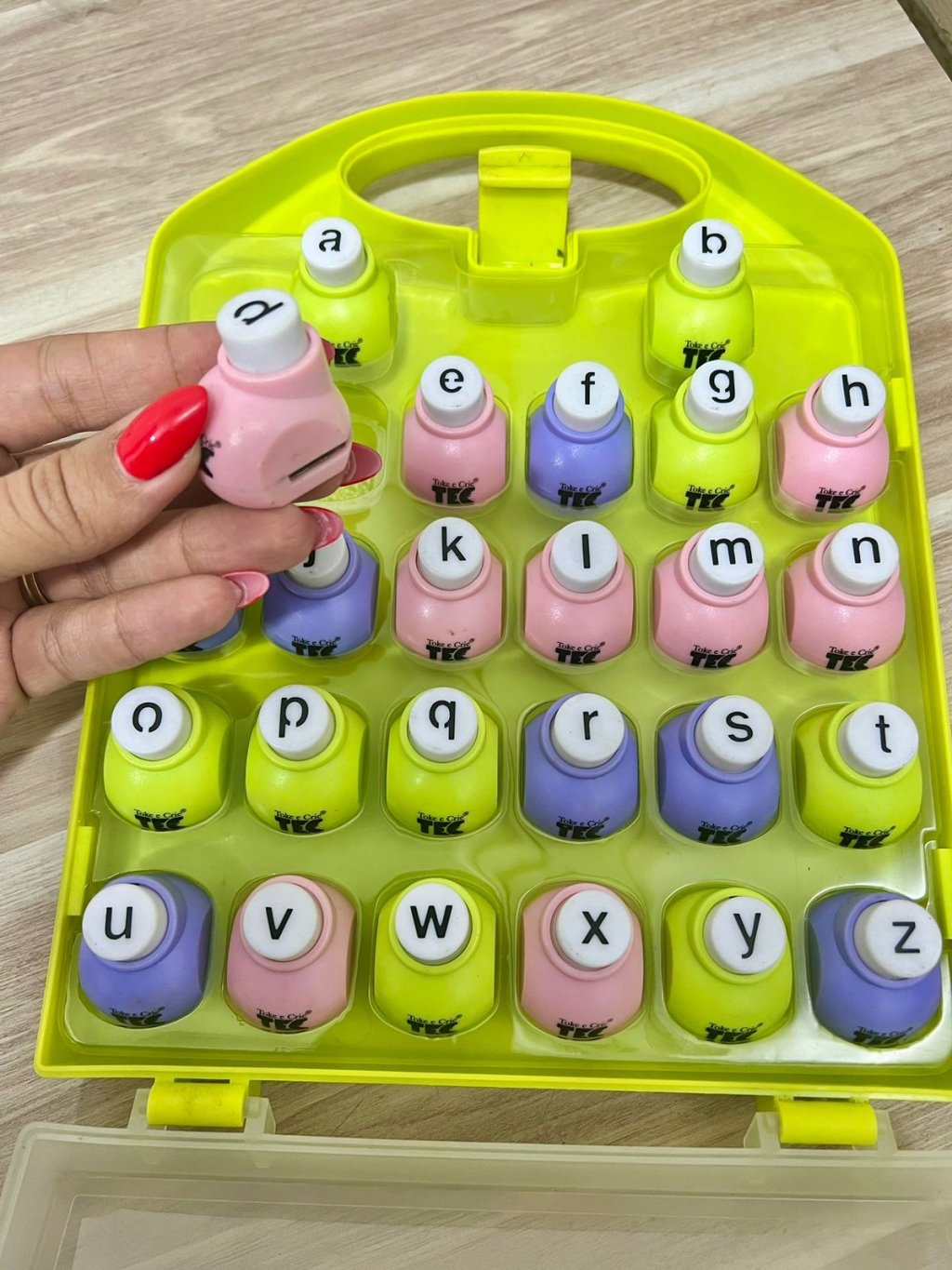 Kit Furadores ALFABETO Minúsculo Toke e Crie Ref:6141  