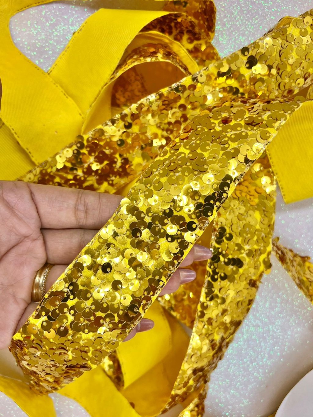 Fita Paetê PatImport Ref:43120 OURO 40mm 02mt