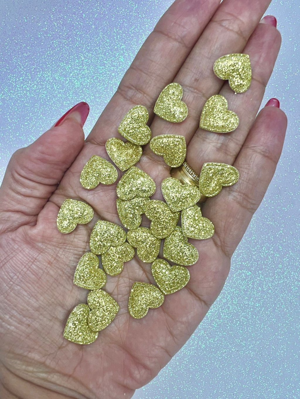 Aplique Mini Coração Gliter Yama Ref:40369 OURO 15mm 20und