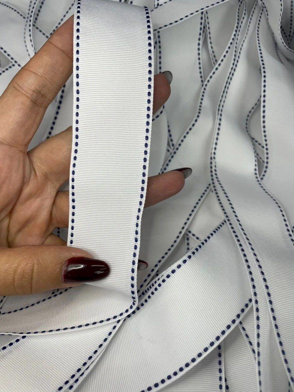 Fita Gorgurão Yama Pespontada n°9 Cor029-WHITE/BLUE 38mm 05mt