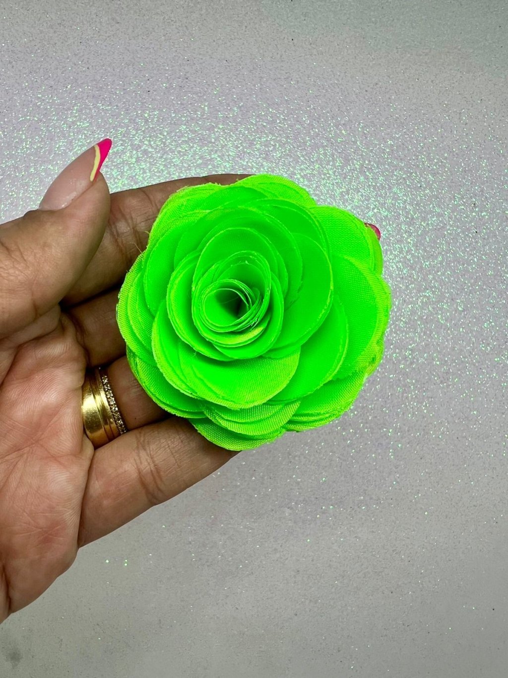 Rosa Tecido Lisa EgFlores Ref:18626 VERDE NEON 60mm 01Und
