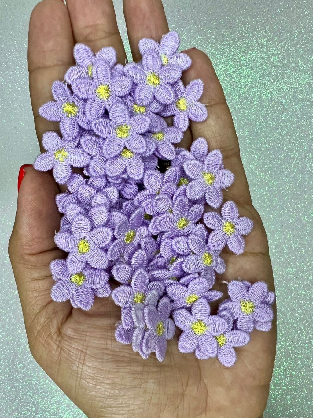 Aplique Margarida Bordada PatImport Ref:2220 LILÁS/DOURADO 20mm 10und