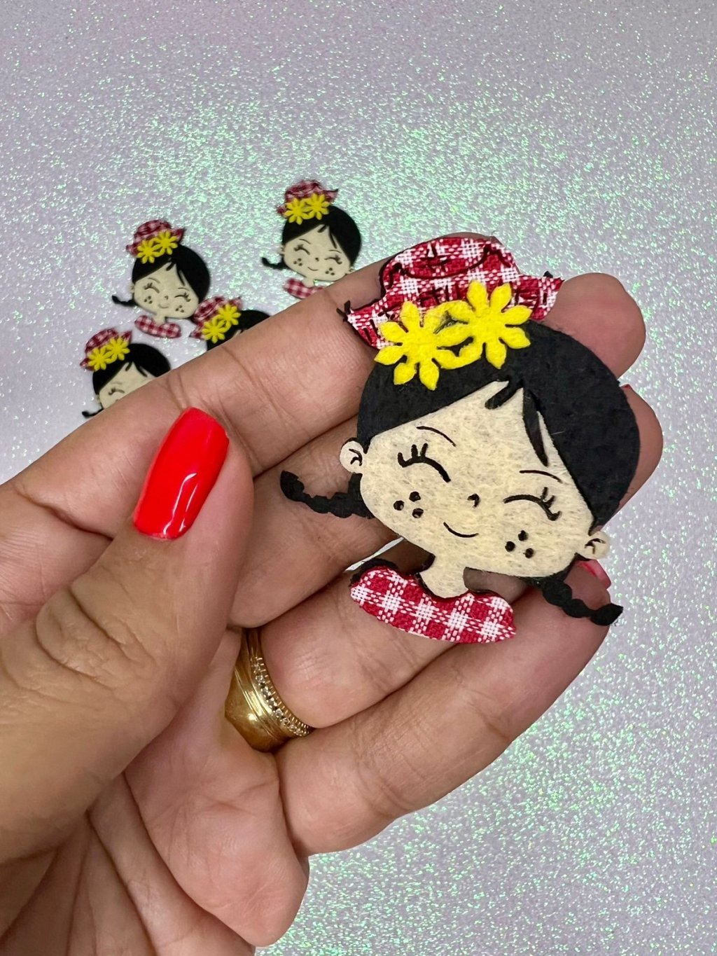 Aplique Menina Matuta Tecido/Feltro PatImport Ref:2223 50mm 01Und