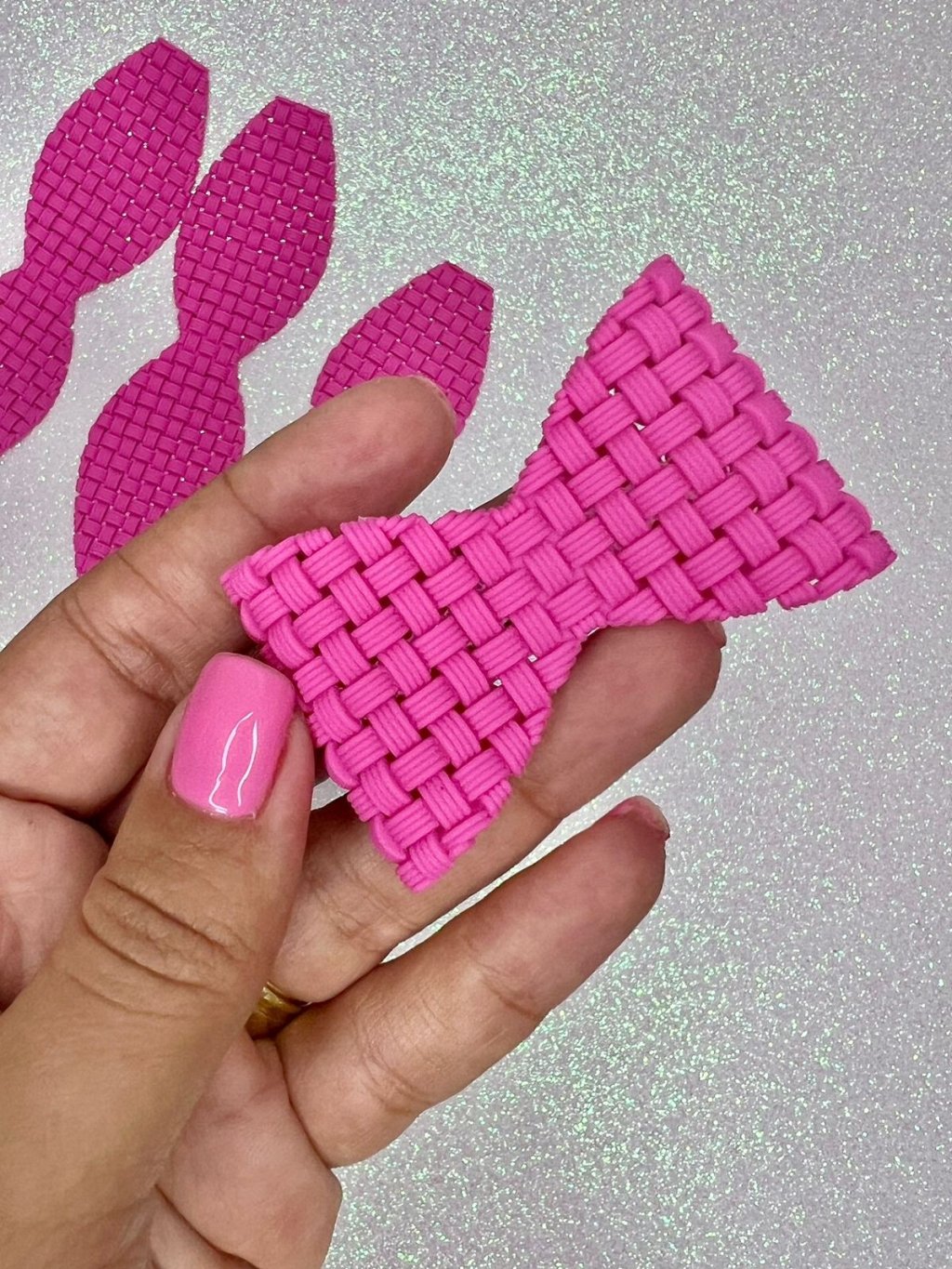 Aplique Emborrachado Laço Telado FrrImport Ref:2805 ROSA FORTE 60mm 01und