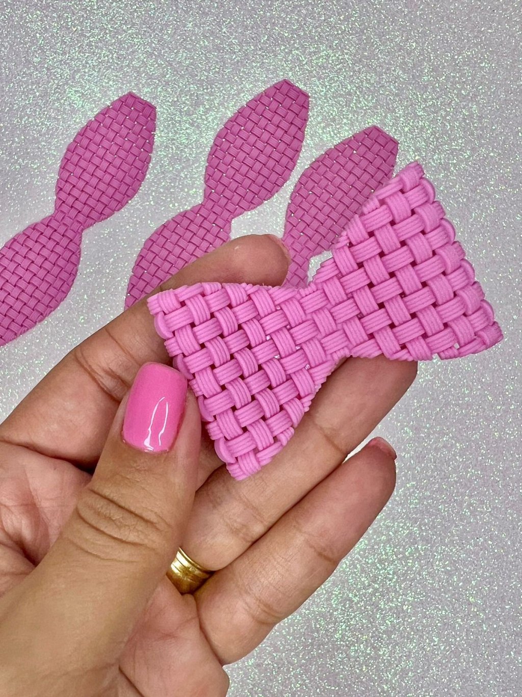 Aplique Emborrachado Laço Telado FrrImport Ref:2805 ROSA CLARO 60mm 01und