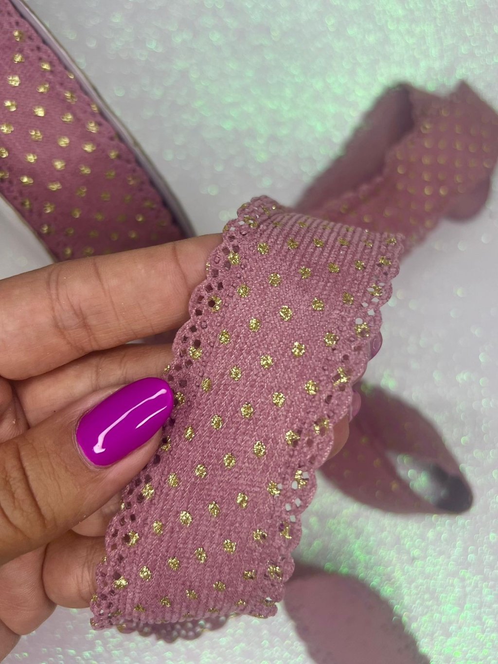 Fita Veludo Cotelê Poá Gliter PatImport Ref:6976 ROSE ESCURO 38mm 03mt