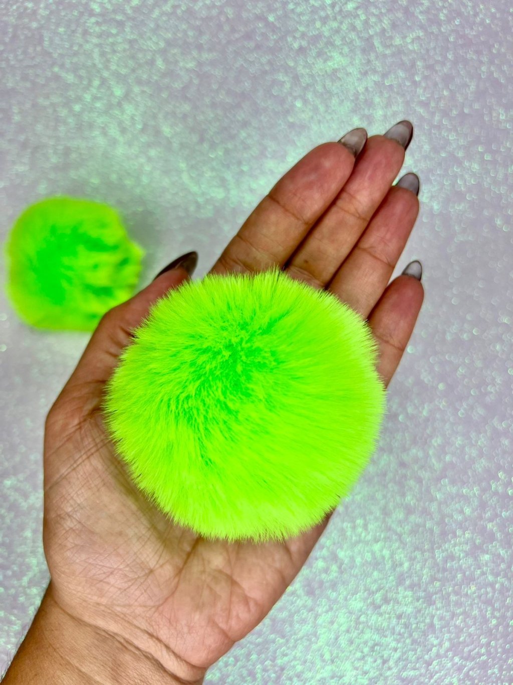 Pompom Pelúcia GG Yama Ref:40153 VERDE FLÚOR 70mm 01und