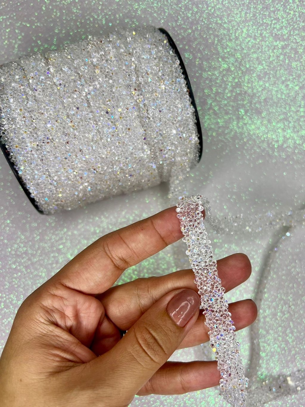 Micro Manta Strass cravejado ADESIVA Yama Ref:48727 CRISTAL 10mm metro