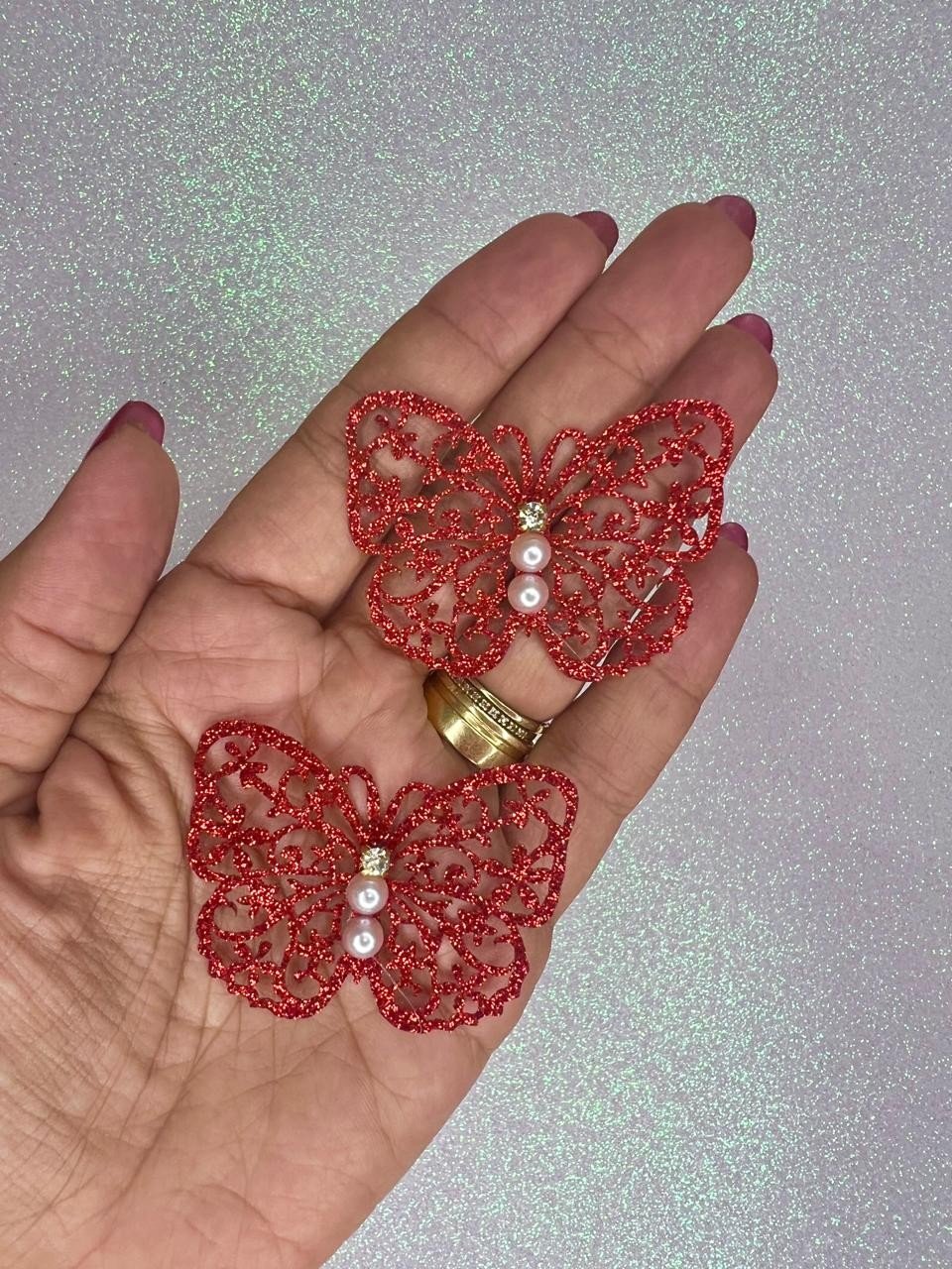 Aplique Borboleta Gliter Vazada PatImport Ref:48747 VERMELHA 55mm 02und