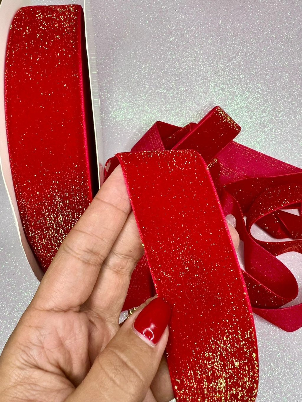 Fita Veludo Lurex Yama Ref:48744 VERMELHO/OURO 38mm 02mt