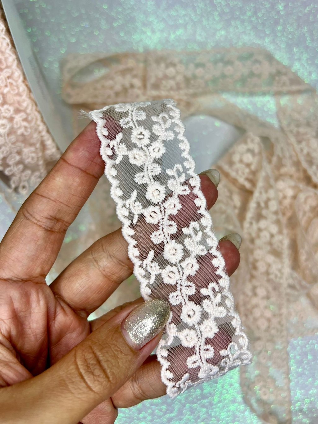 Fita Renda Voil Floral Yama n°9 Ref:48874 SALMÃO CLARO 38mm 02mt