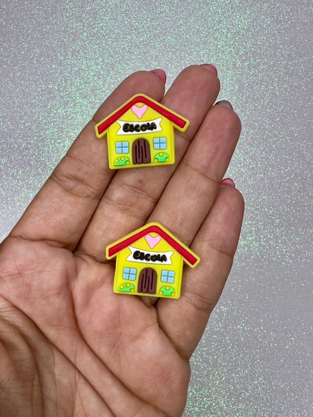 Aplique Emborrachado Escola Yama Ref:43166 AMARELA 30mm 02und