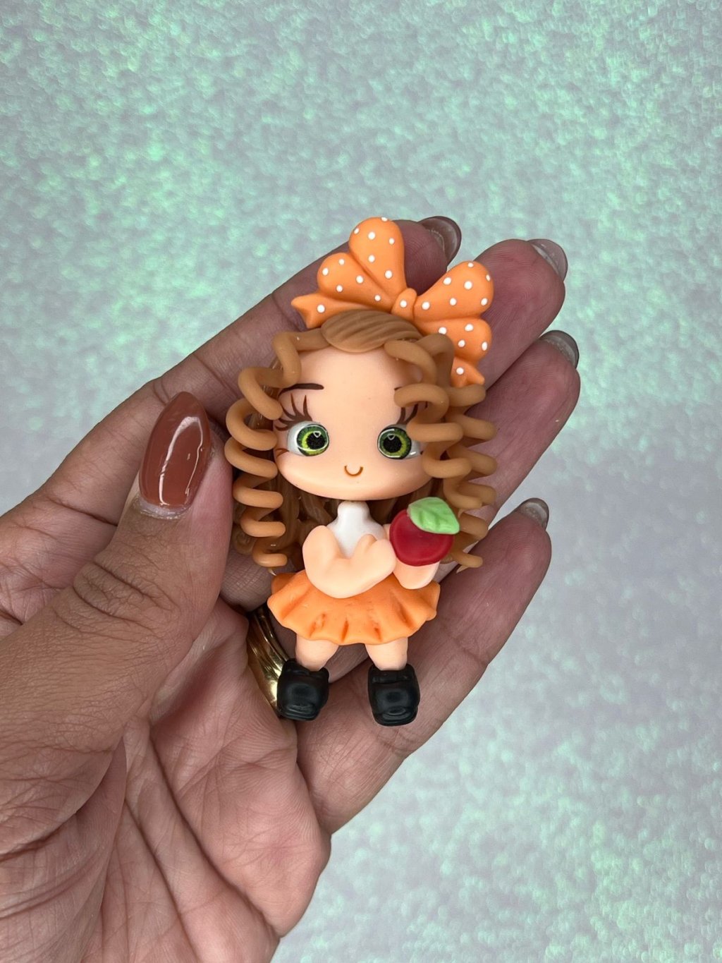 Aplique Biscuit Escolar Menina Maçã RbBiscuit SAIA LARANJA 01und