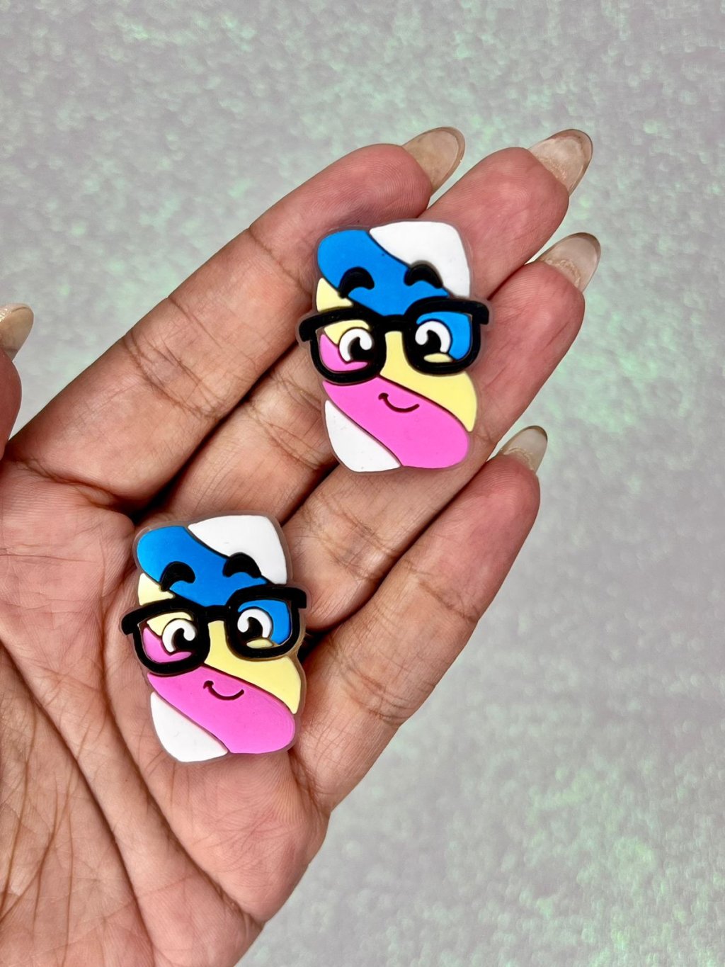 Aplique Emborrachado Fini TORÇÃO Limport Ref:49751 35mm 02und