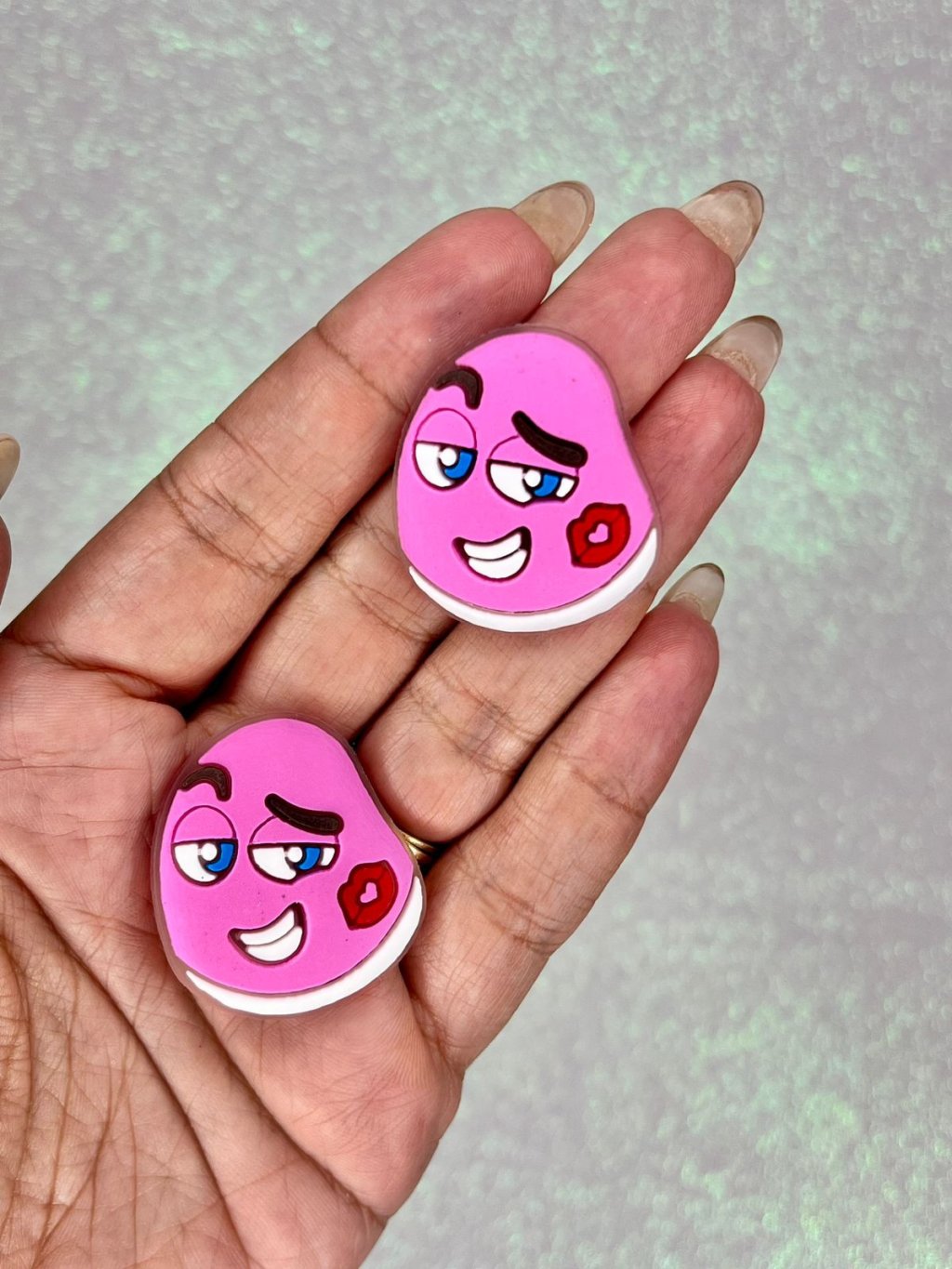 Aplique Emborrachado Fini BEIJOS Limport Ref:49751 35mm 02und