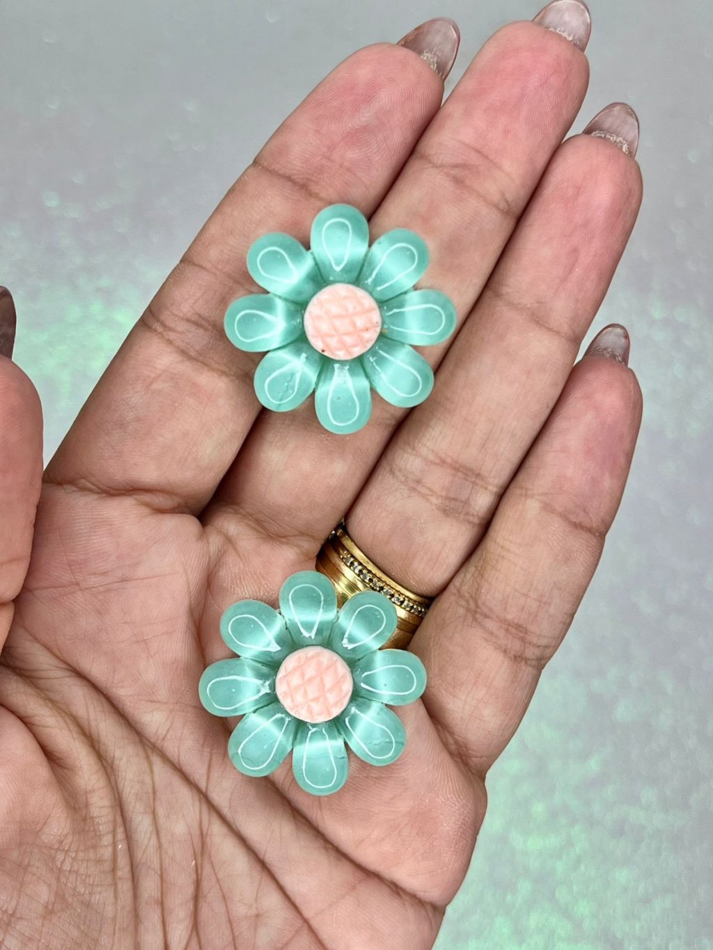 Aplique Margarida G Resina Yama Ref:50054 ACQUA/ROSA 30mm 02und