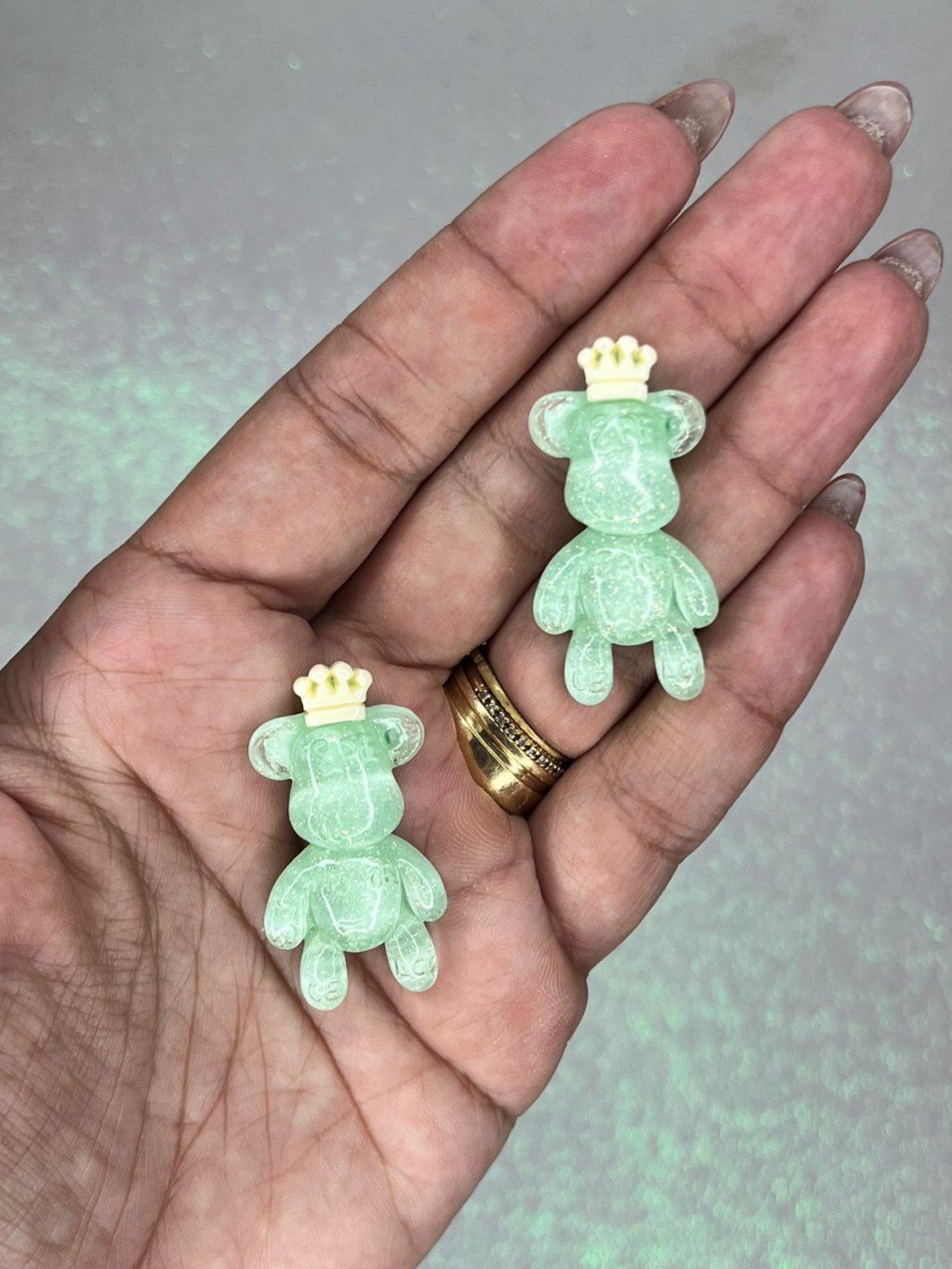 Aplique Urso Coroa Resina Yama Ref:50052 VERDE 40mm 02und