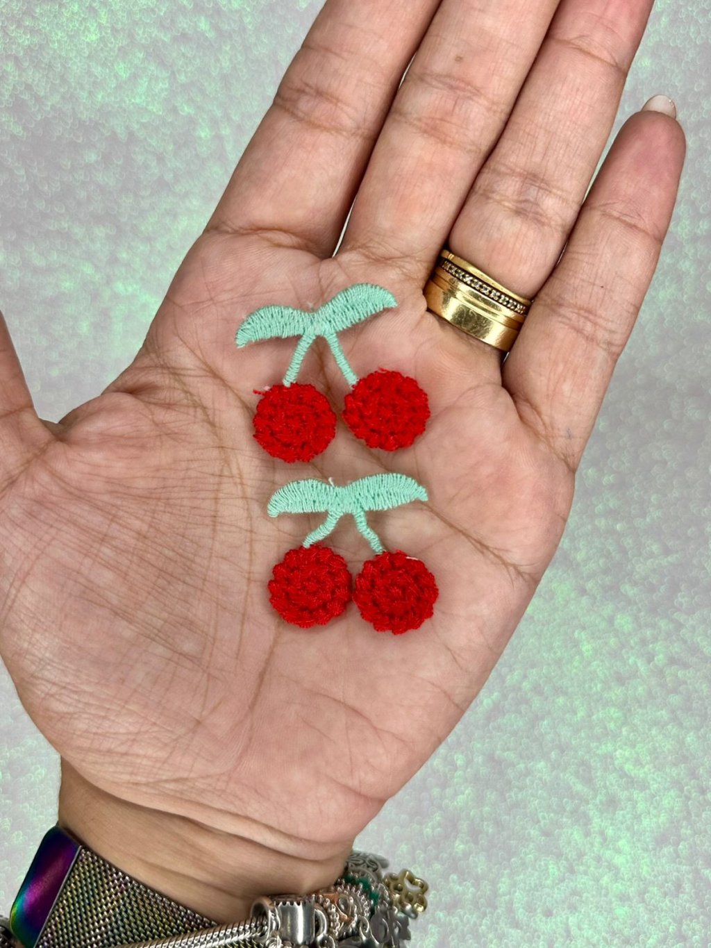 Aplique Cereja M Bordado Lomil Ref:50003 VERMELHO/Verde Claro 30mm 02Und