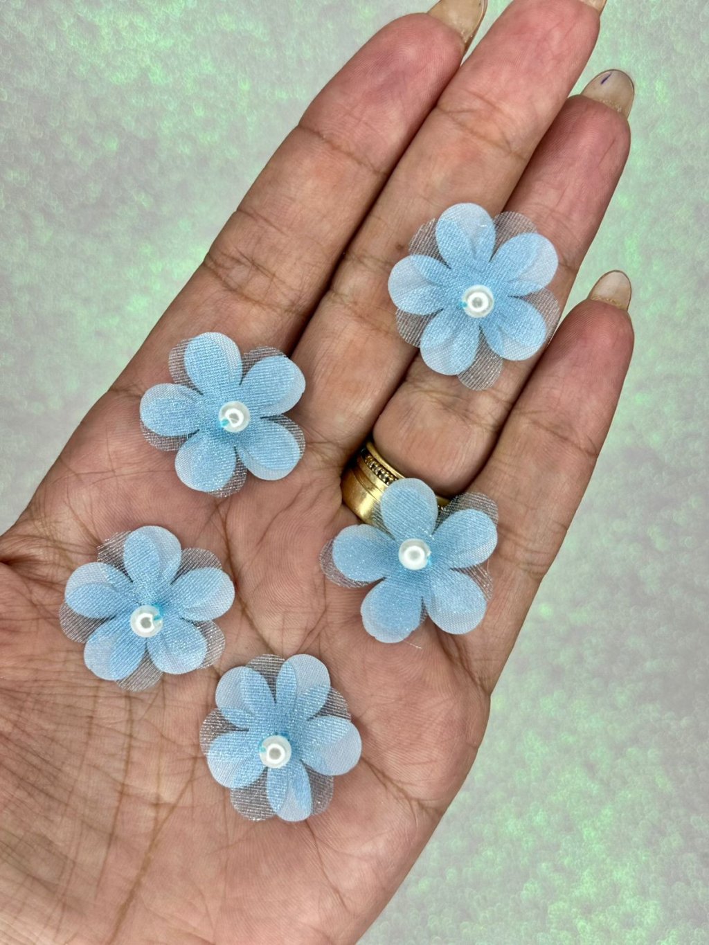 Aplique Flor Dupla Organza c/Pérola PatImport Ref:50156 AZUL SERENITY 25mm 05und