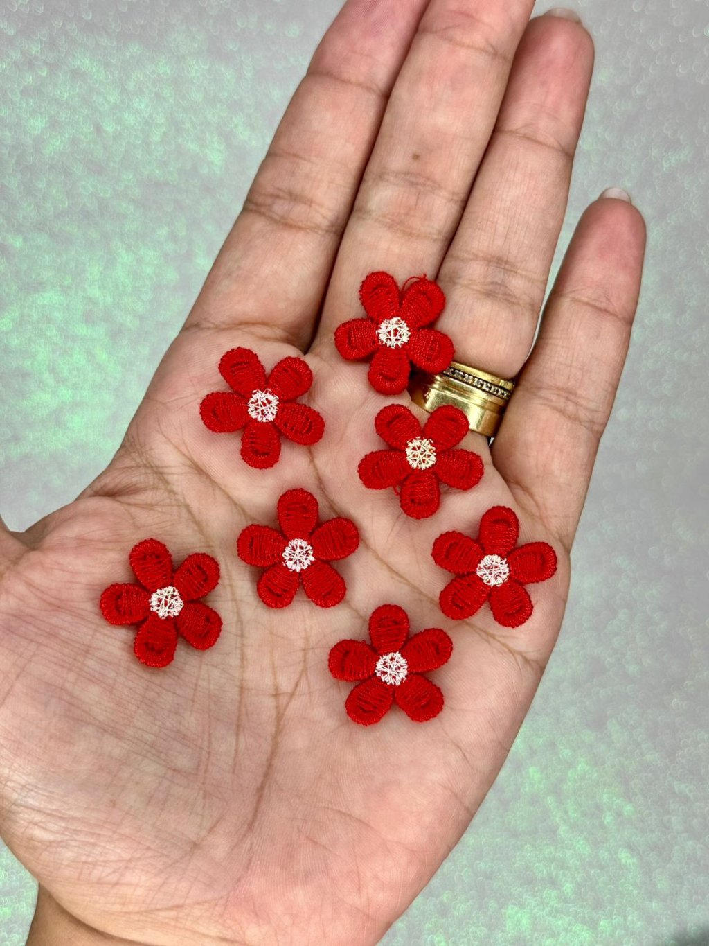 Aplique Flor Bordada PP Ref:50158 Lomil VERMELHO 20mm 05Und