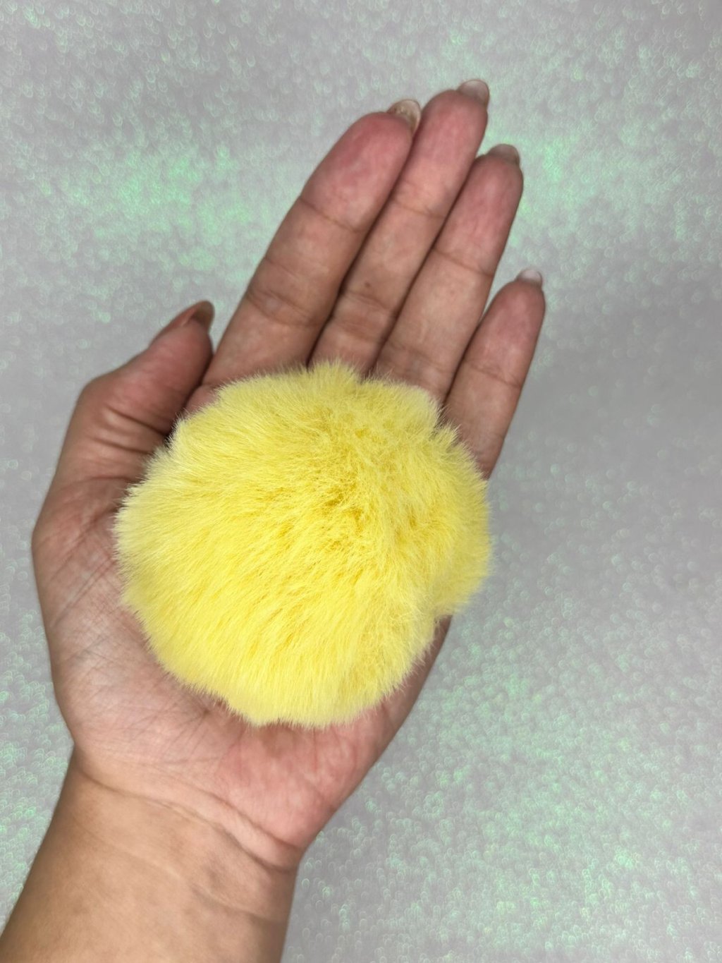 Pompom Pelúcia GG Yama Ref:1606 AMARELO CLARO 70mm 01und