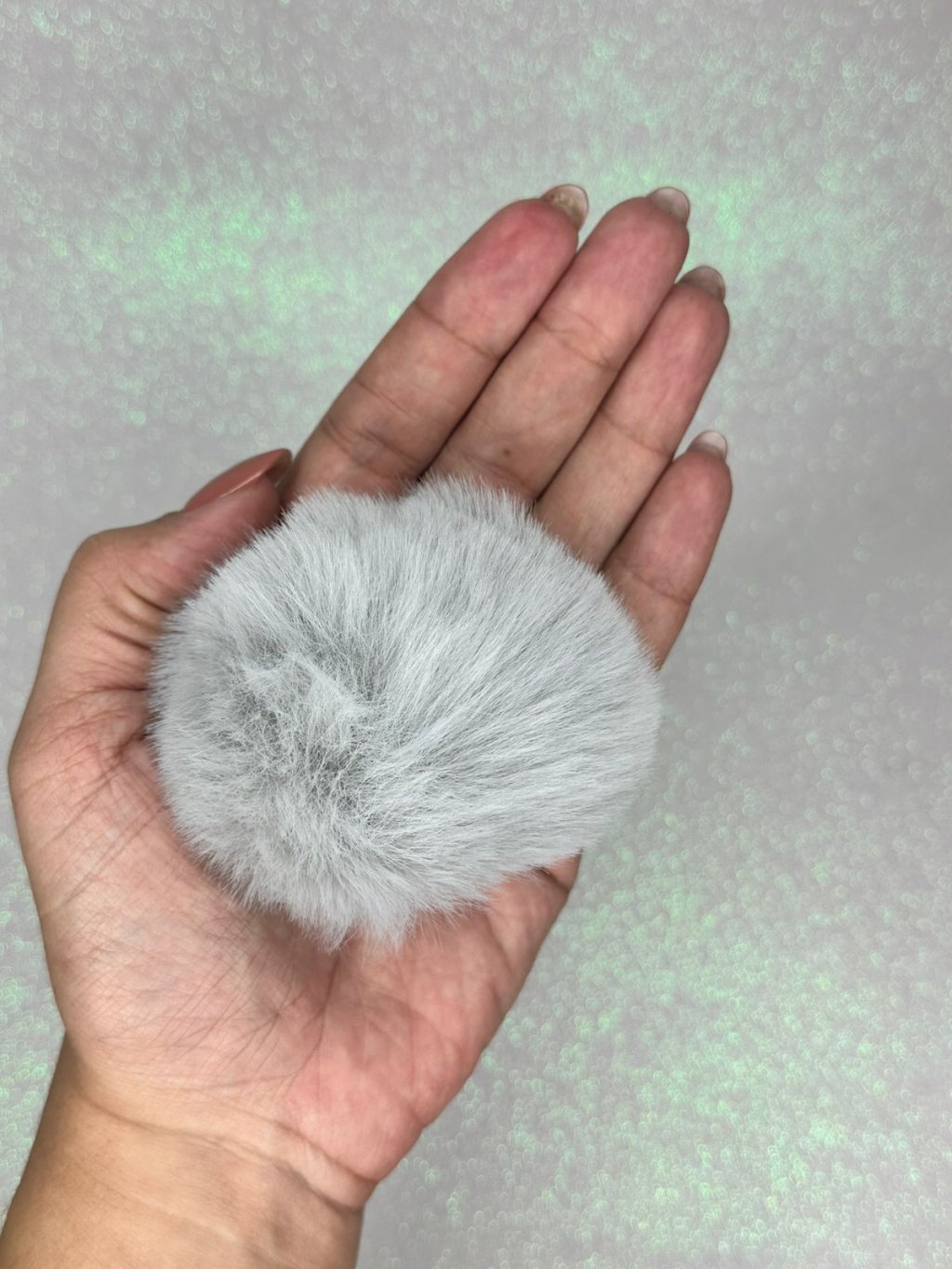 Pompom Pelúcia GG Yama Ref:1606 CINZA CLARO 70mm 01und