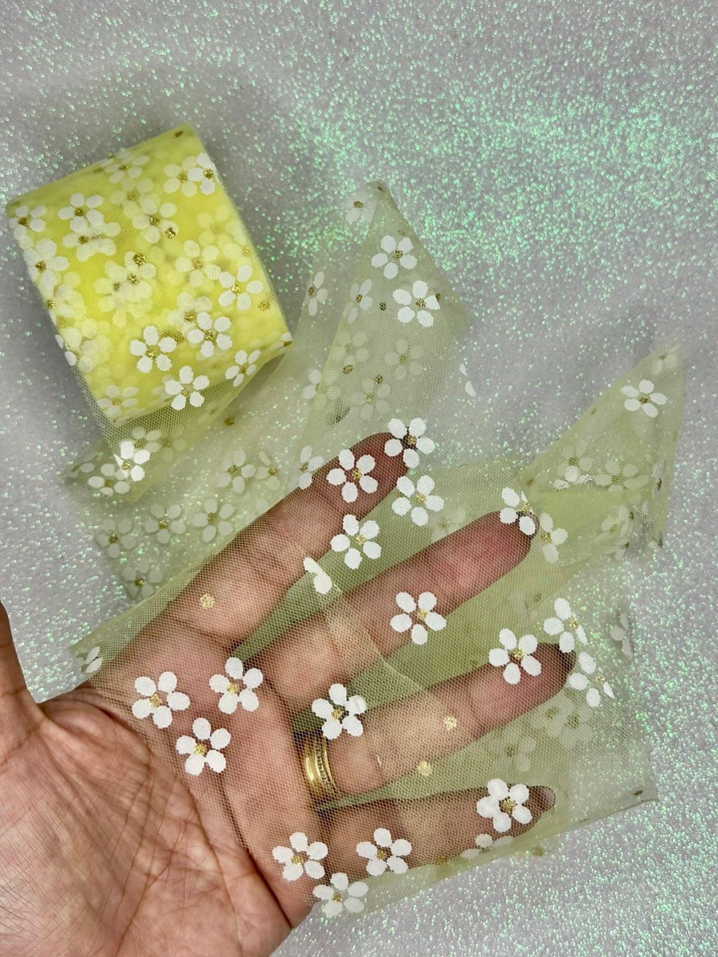 Fita Tule Flor Lomil Ref:50164 AMARELO 60mm 03mt