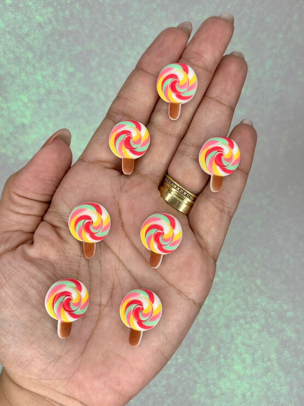 Aplique Pirulito Resina Color Lomil Ref:50173 PINK/VERDE/AMARELO 35mm 05und